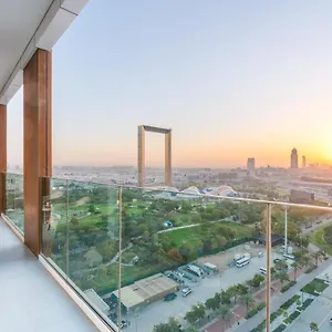 Ultimate / 3 Beds / Gorgeous Frame And Park View / 250m From Metro / 1 Stop From World Trade Center دبي